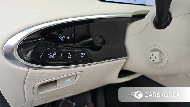 Genesis GV70 id 4266463 из Кореи 19