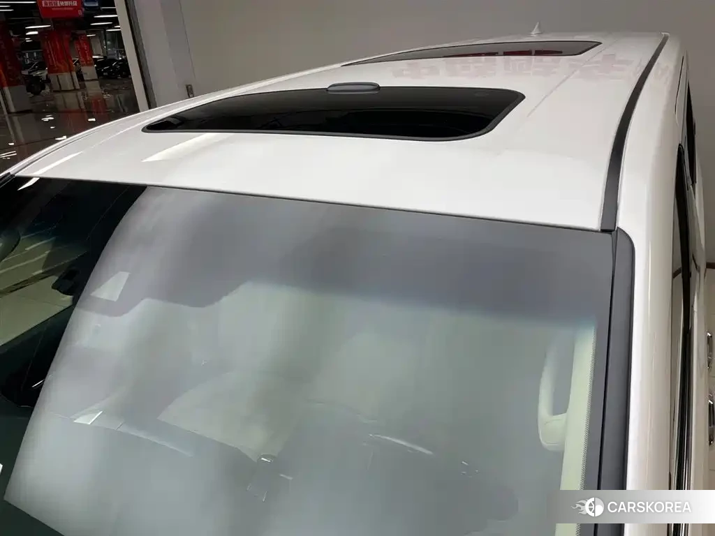 Toyota Elfa id 4599735 из Китая 19