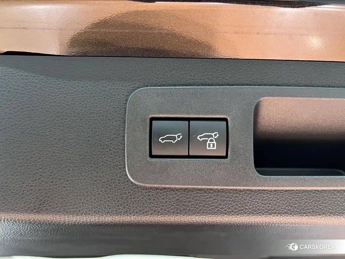 Lexus LX id 4553680 из Китая 19