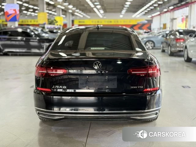 Volkswagen Passat id 4257711 из Китая 19