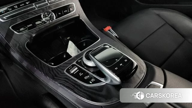 Mercedes-Benz E-Class W213 id 4304529 из Кореи 19