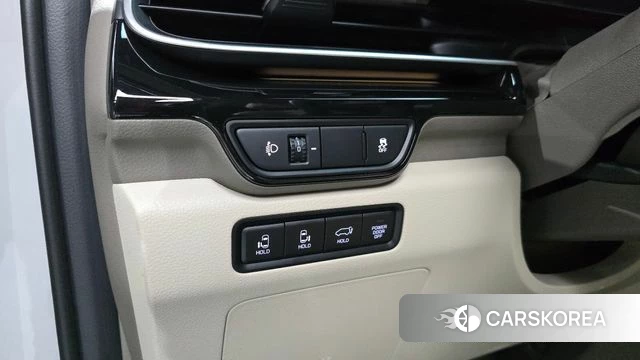 Kia The New Carnival 4th Generation id 4540160 из Кореи 19