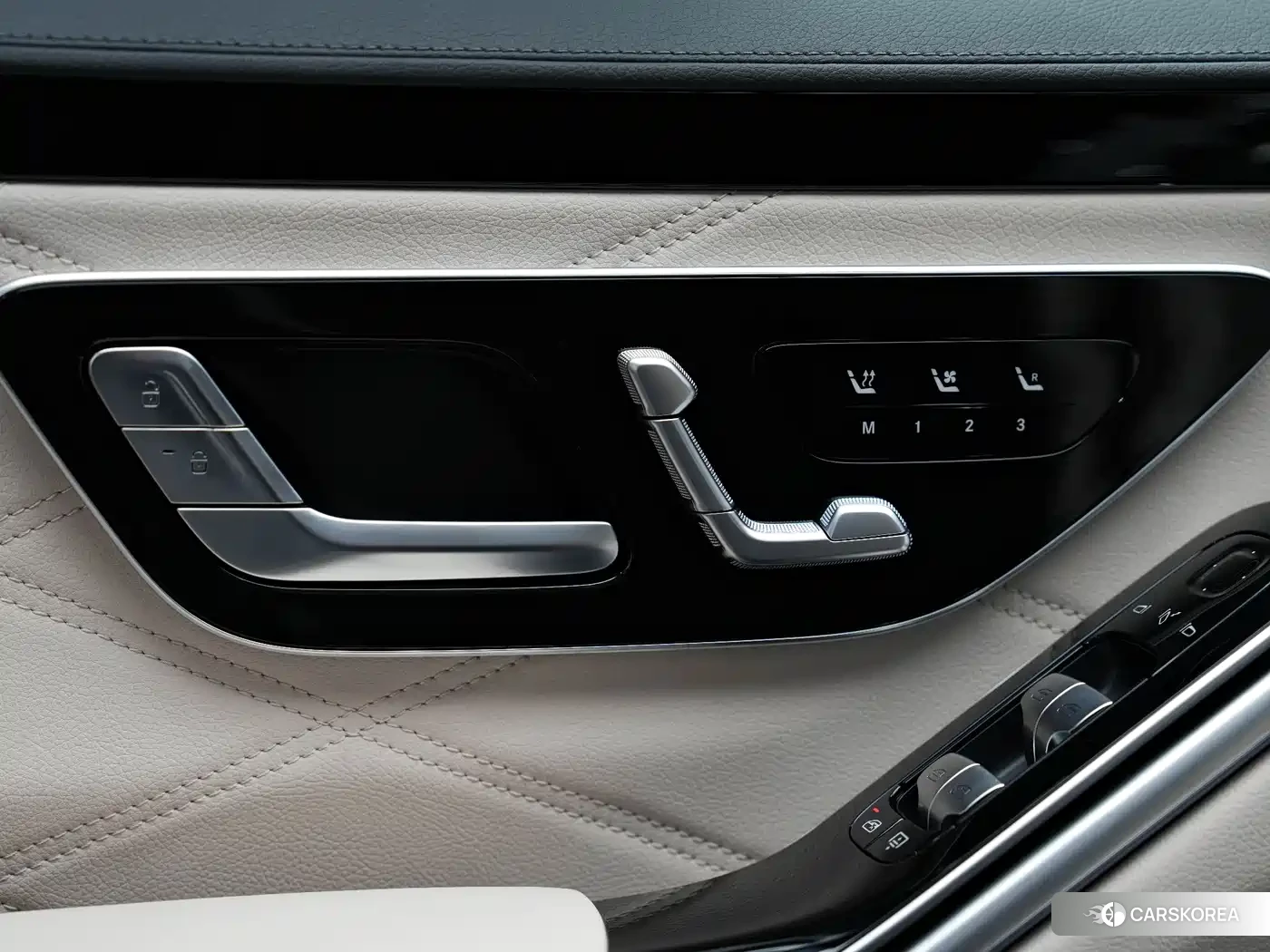 Mercedes-Benz Maybach S-Class id 4606878 из Китая 19