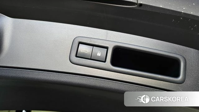 Lexus UX250h id 4667445 из Кореи 19