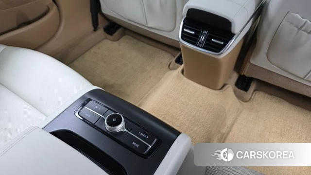 Hyundai The New Grandeur IG Hybrid id 4692557 из Кореи 19