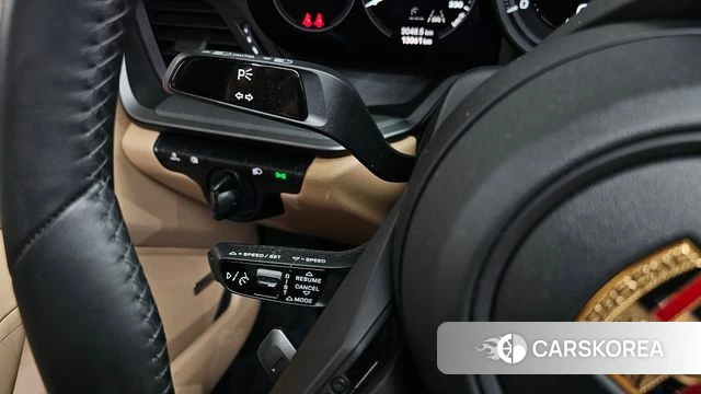 Porsche 911(992) id 4230282 из Кореи 19