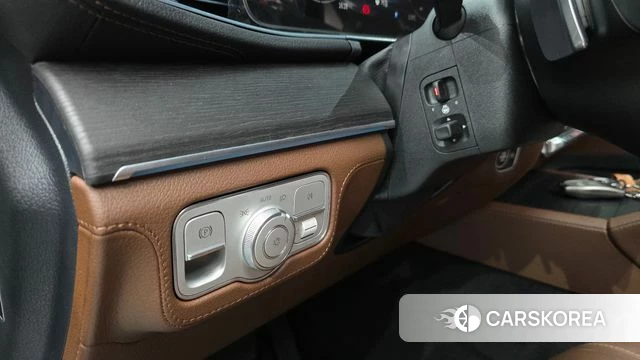 Mercedes-Benz GLE-Class W167 id 4499930 из Кореи 19