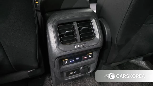 Volkswagen Tiguan Allspace id 4384072 из Кореи 19