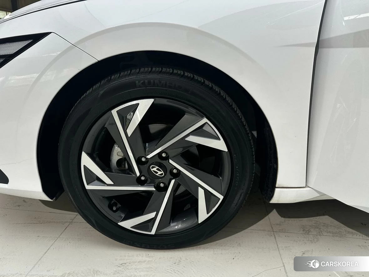 Hyundai Elantra id 4498929 из Китая 19
