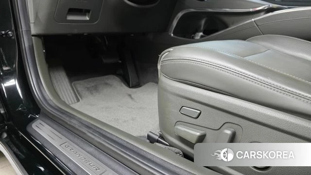 Hyundai The New Grandeur IG Hybrid id 4434909 из Кореи 19
