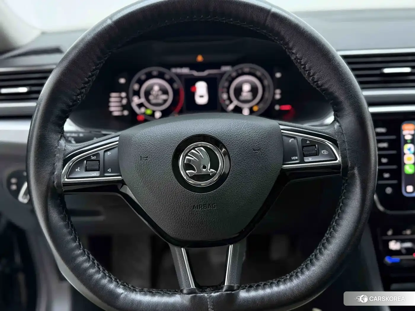 Skoda Superb id 4583717 из Китая 19