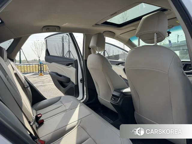Buick Yinglang id 4212508 из Китая 19