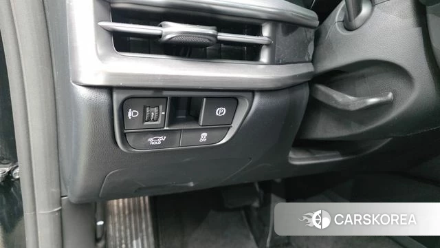 Hyundai Grandeur (GN7) id 4314926 из Кореи 19