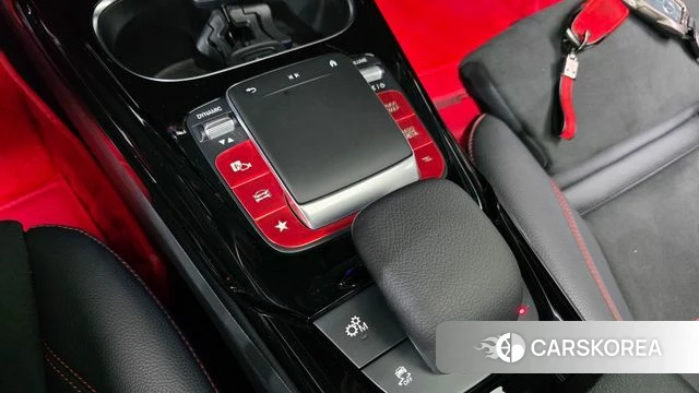 Mercedes-Benz A-Class W177 id 4445284 из Кореи 19