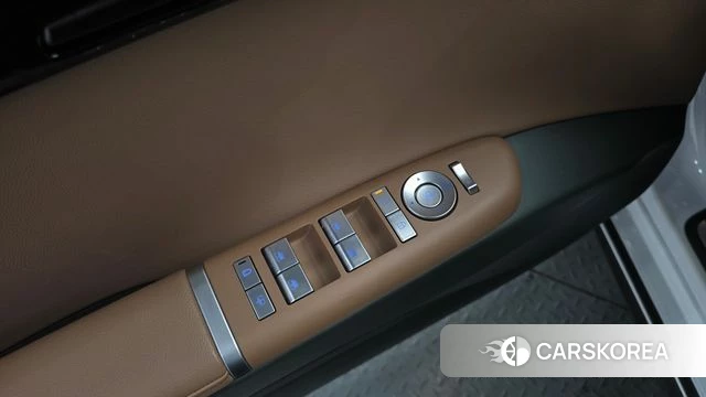 Hyundai Grandeur (GN7) id 4380949 из Кореи 19