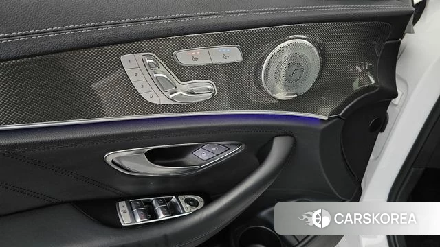 Mercedes-Benz E-Class W213 id 4231856 из Кореи 19