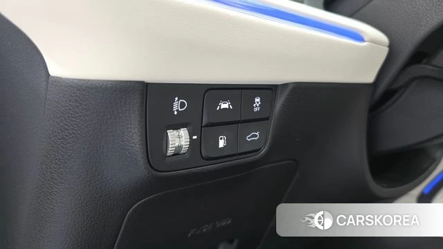 Hyundai The New Grandeur IG Hybrid id 4330415 из Кореи 19