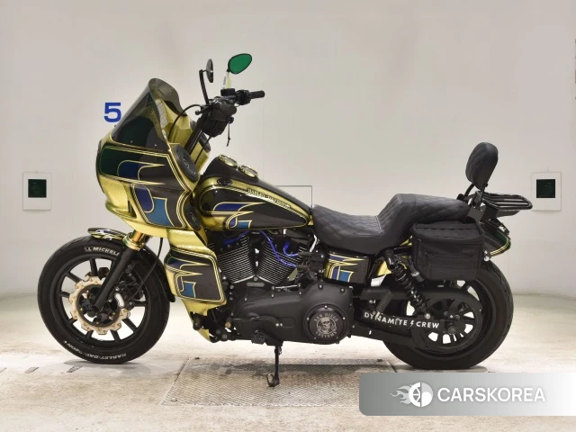 Harley-Davidson Dyna Low Rider FXDLS1800 id 3945763 из Японии 19