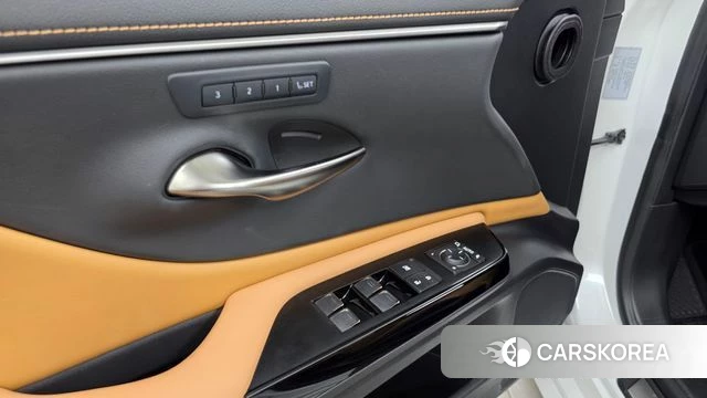 Lexus ES300h 7th generation id 4630166 из Кореи 19