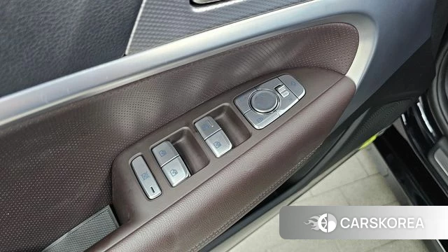 Genesis The New G70 id 4593016 из Кореи 19