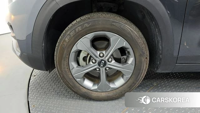 Kia Seltos id 4317457 из Кореи 19