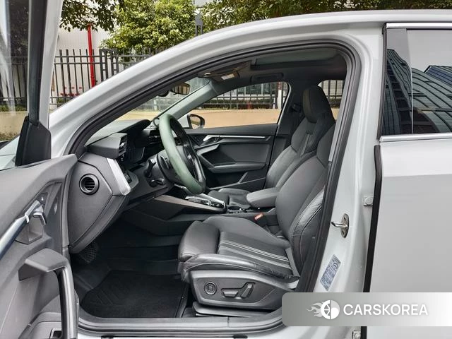 Audi A3 id 4273287 из Китая 19