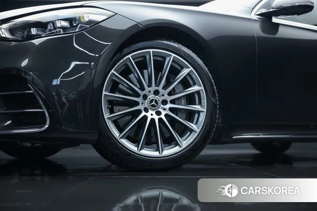 Mercedes-Benz S-class id 4342242 из Китая 19