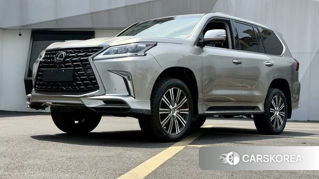 Lexus LX id 4342106 из Китая 19