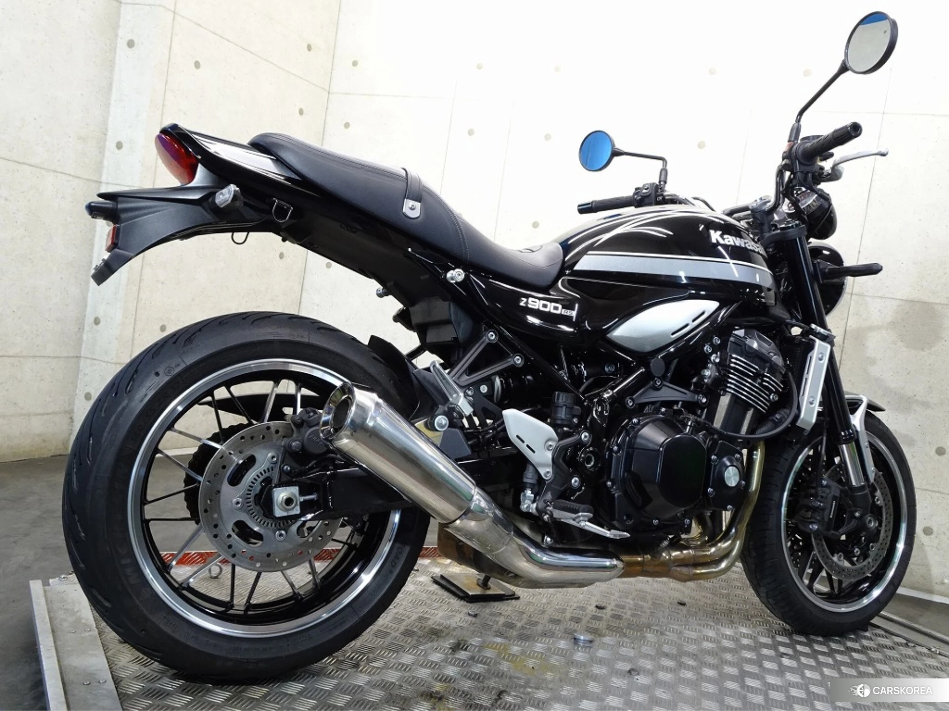 Kawasaki Z900RS id 4185401 из Японии 19