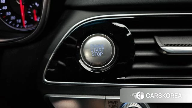 Genesis G70 id 4225826 из Кореи 19