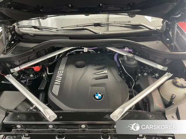 BMW X5 id 3908383 из Китая 19