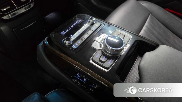 Genesis G90 id 4519918 из Кореи 19