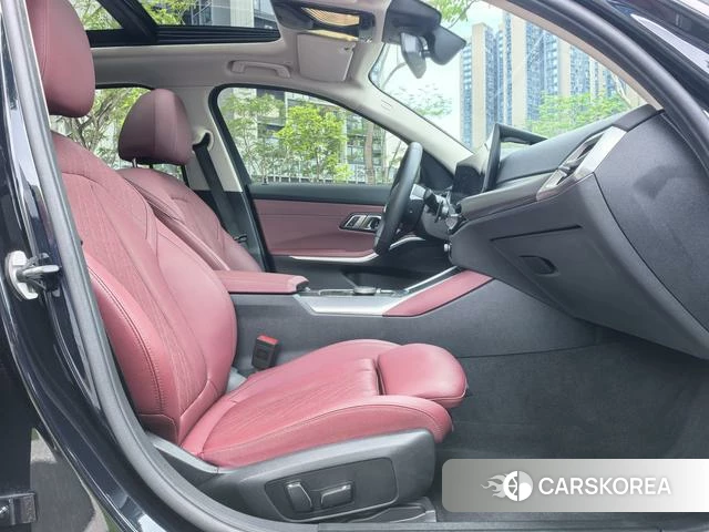 BMW i3 id 4380697 из Китая 19