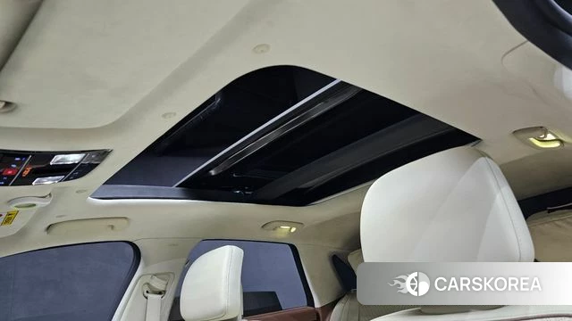 Hyundai Grandeur (GN7) id 4428226 из Кореи 19