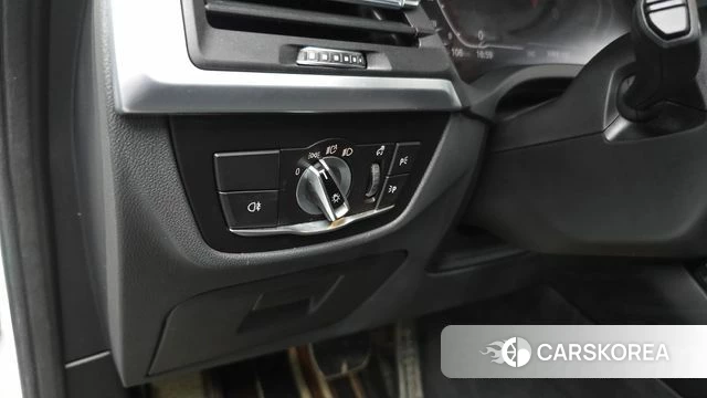 BMW iX3 id 4428608 из Кореи 19