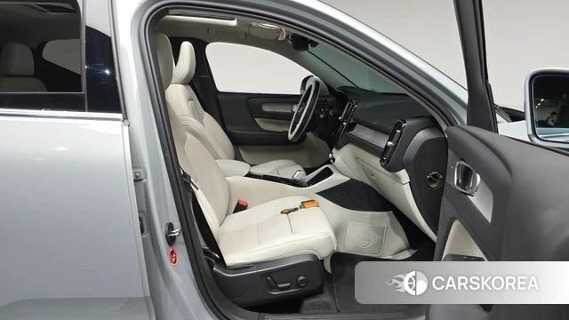 Volvo XC40 id 4792102 из Кореи 19