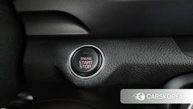 Kia Stonic id 4620409 из Кореи 19