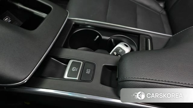 Hyundai The New Grandeur IG Hybrid id 4613812 из Кореи 19