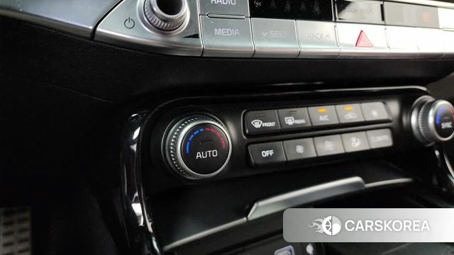 Kia Stinger id 4339091 из Кореи 19