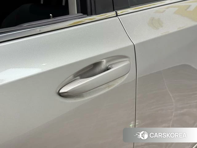 Lexus ES id 4273980 из Китая 19