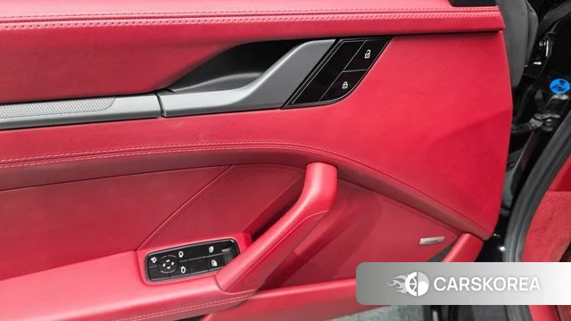 Porsche 911(992) id 4519898 из Кореи 19