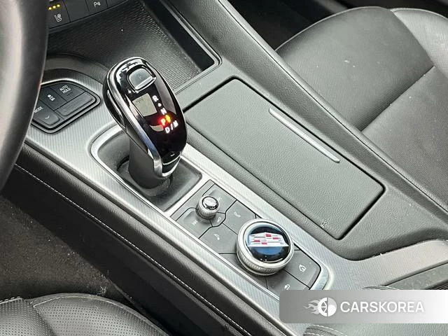 Cadillac CT5 id 4182461 из Китая 19
