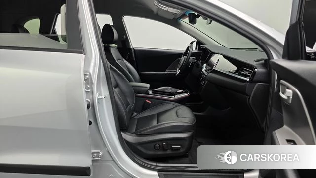 Kia Niro Plus id 4735934 из Кореи 19