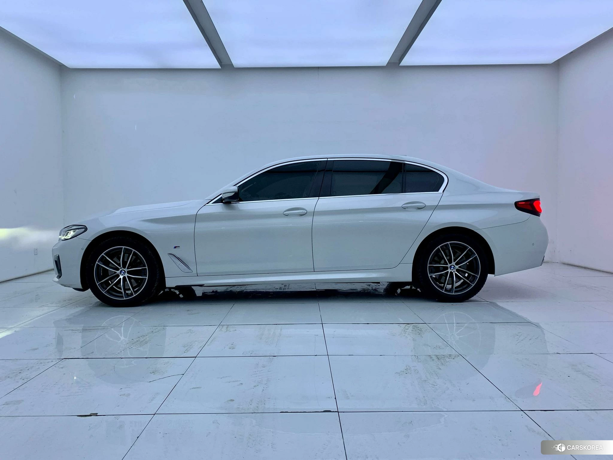 BMW 5 series id 4461928 из Китая 19