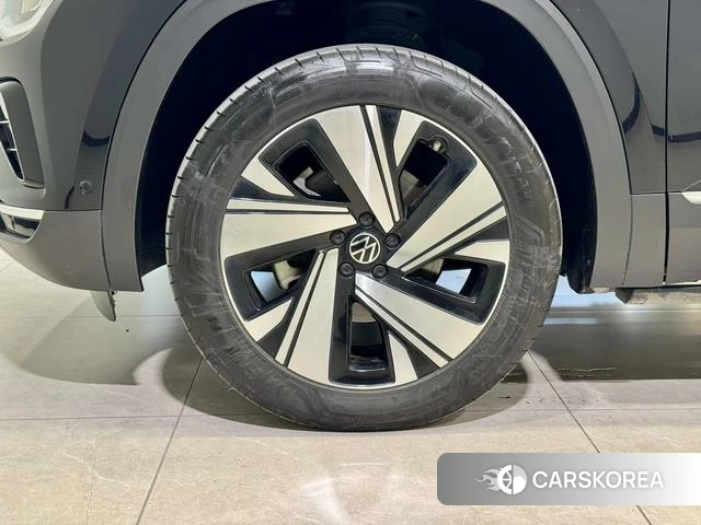 Volkswagen Tourang id 3882385 из Китая 19