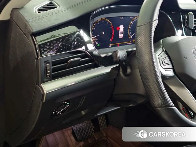 Volkswagen Passat id 4238590 из Китая 19