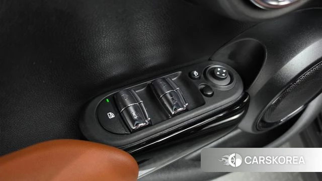 Mini Cooper S id 4645303 из Кореи 19