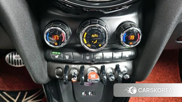 Mini Cooper S id 4430407 из Кореи 19