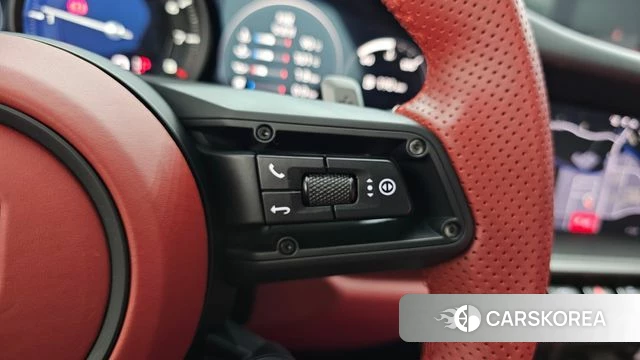 Porsche 911(992) id 4677363 из Кореи 19