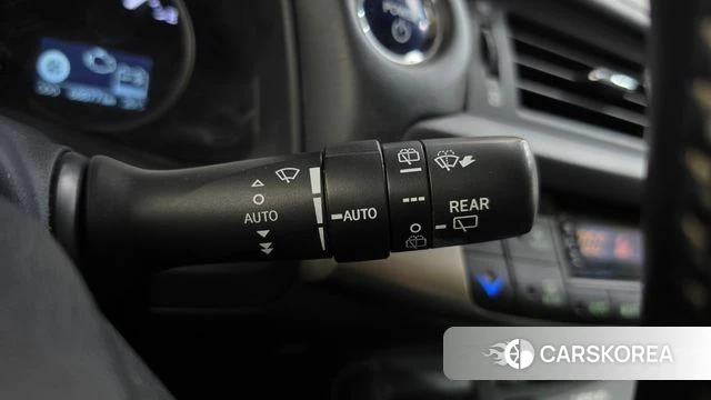 Lexus CT200h id 4785959 из Кореи 19